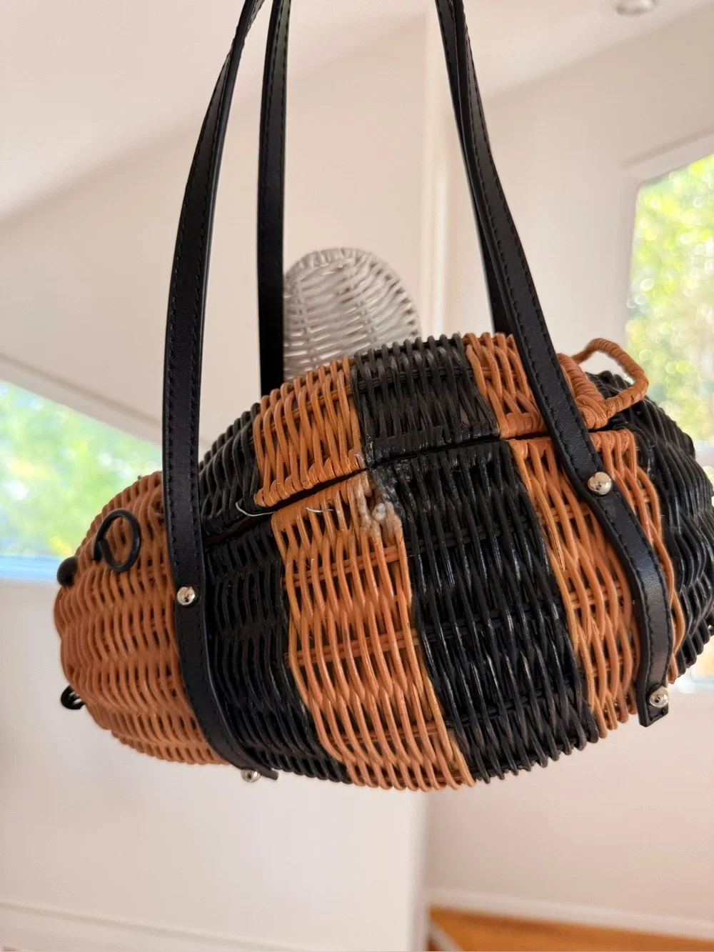 Kate Spade Down the Rabbit Hole Wicker Bumble Bee Bag Rare/As-is
